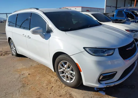 2022 Chrysler Pacifica Touring L z USA, uszkodzony, nr VIN 2C4RC1BG1NR197675